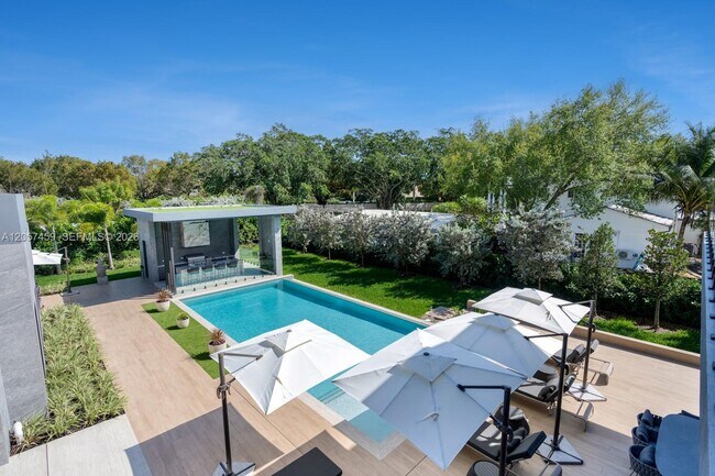 Building Photo - 5900 SW 129th Terrace