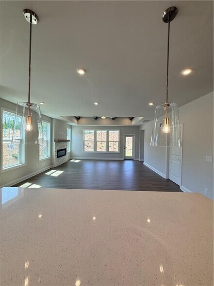 Building Photo - 146 Willowfern Ln