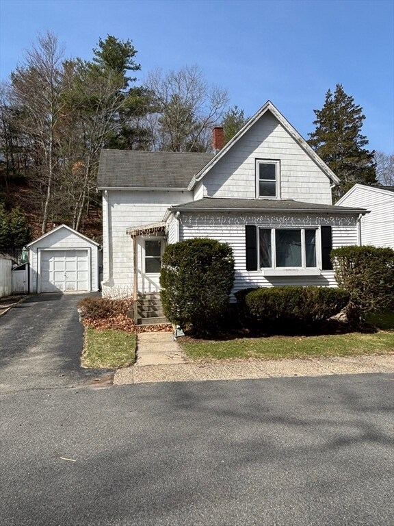 Primary Photo - 166 Olive Ave