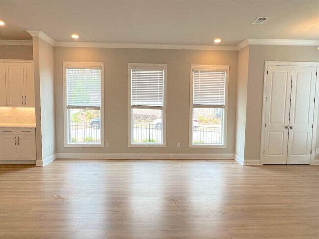 Building Photo - 3864 Light Farms Wy