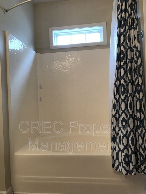 Building Photo - 272 Mayfield Dr