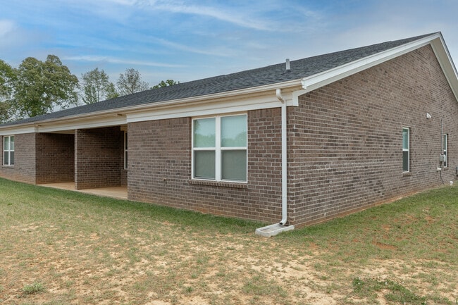 Building Photo - 305 Breckinridge Cir