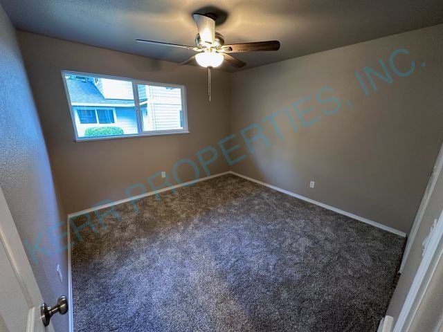 Building Photo - Charming 2-Bedroom Condo Oasis in Gresham ...