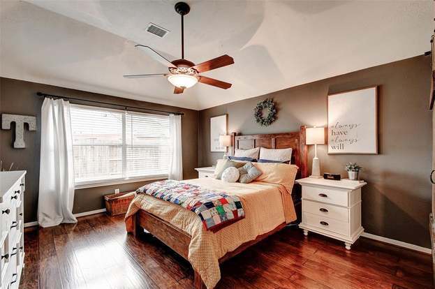 Building Photo - 24419 Travis House Ln