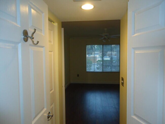 Building Photo - 4280 San Marino Blvd