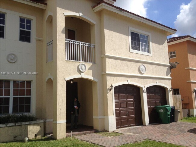 Building Photo - 17615 SW 135th Ave