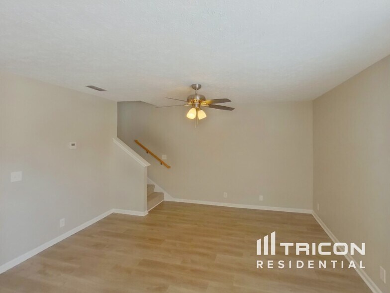 Building Photo - 2616 Apostle Ln