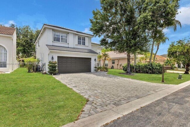 Building Photo - 10766 Crescendo Cir