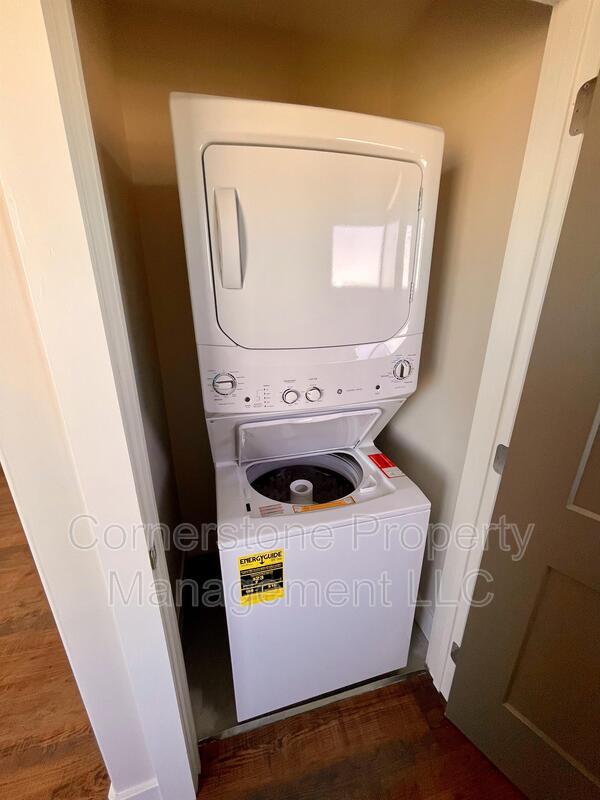 Building Photo - 2300 Franklin Rd