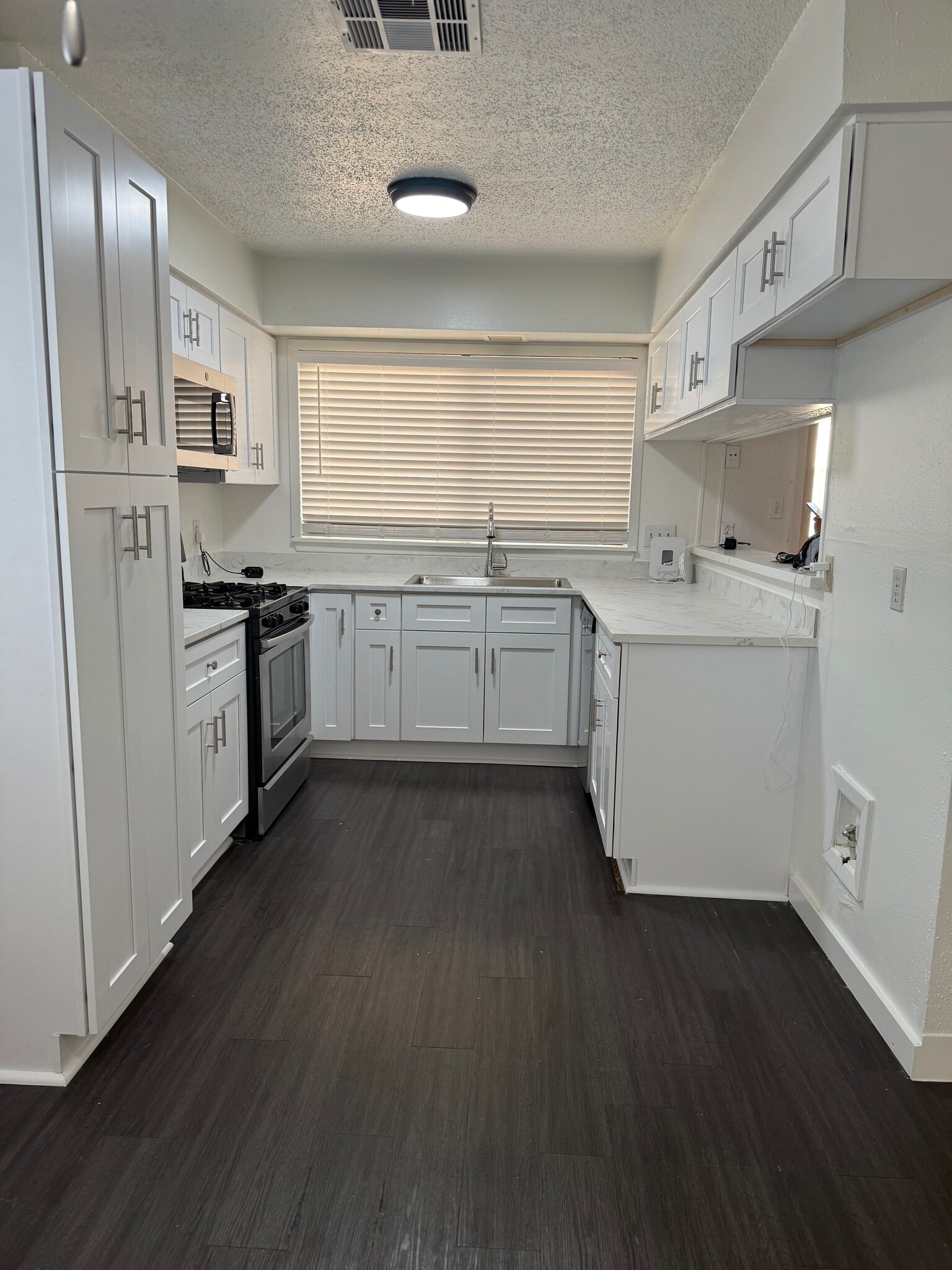 Building Photo - 12306 Hickorystick Cv