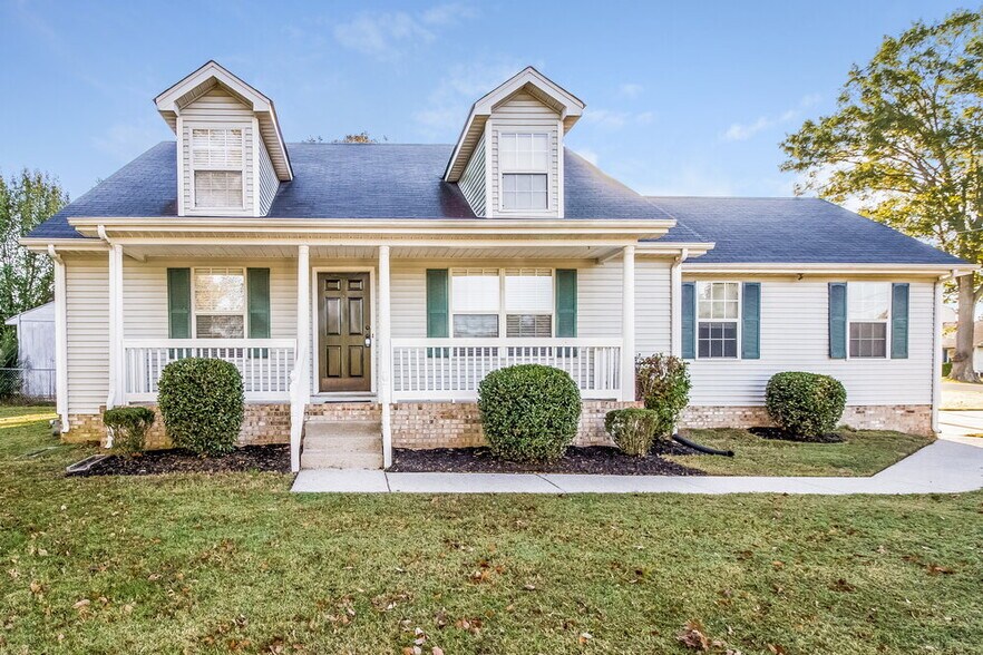 Primary Photo - 300 Vernon Traylor Dr
