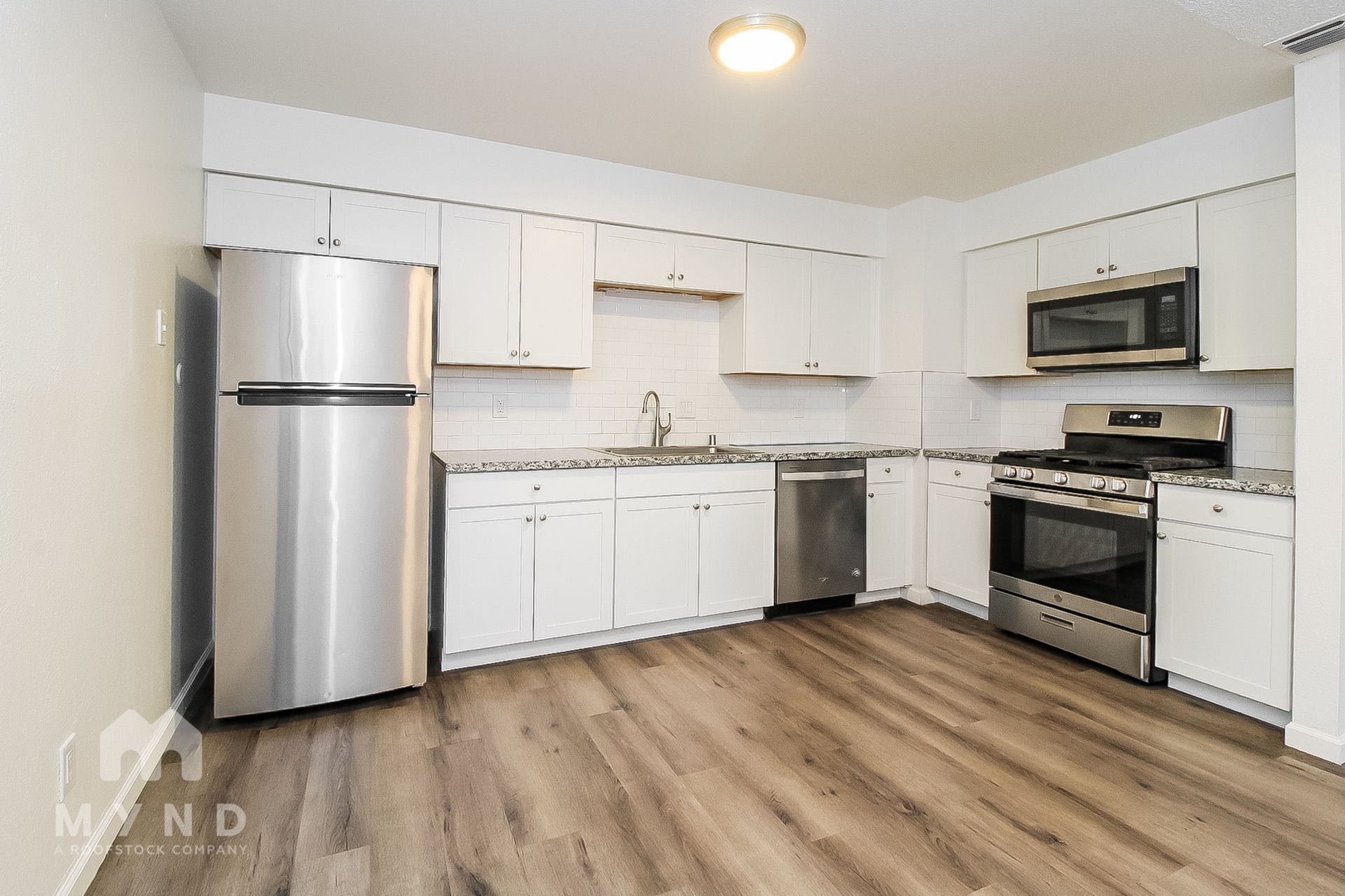 Building Photo - 7304 Lawnwood Dr