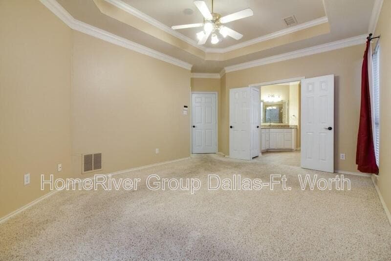 Building Photo - 2527 Windgate Dr