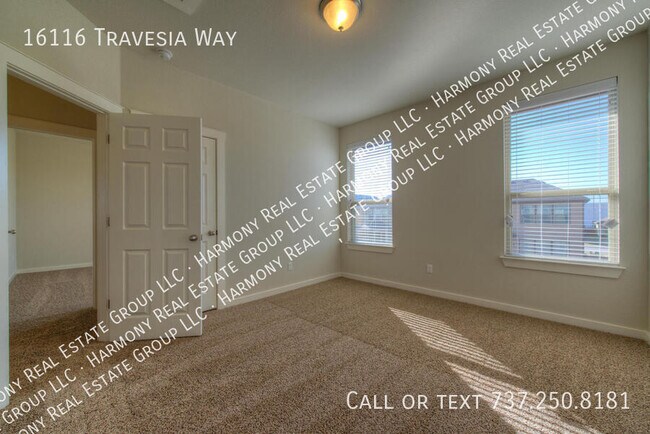 Building Photo - 16116 Travesia Way