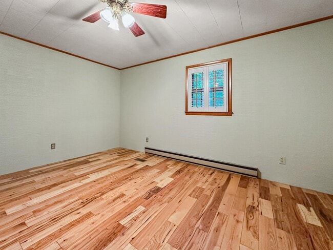 Building Photo - 8835 Tallow Tree Rd