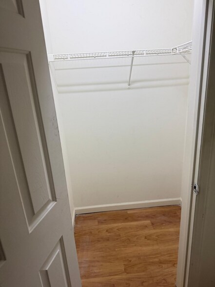 Building Photo - 1911 Wolf Tech Ln