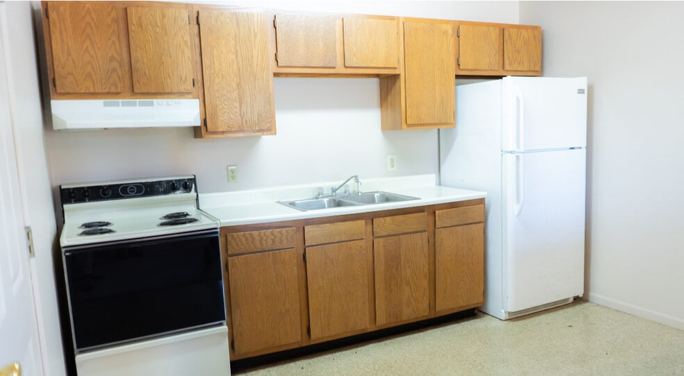 Building Photo - Riverside Apartments
