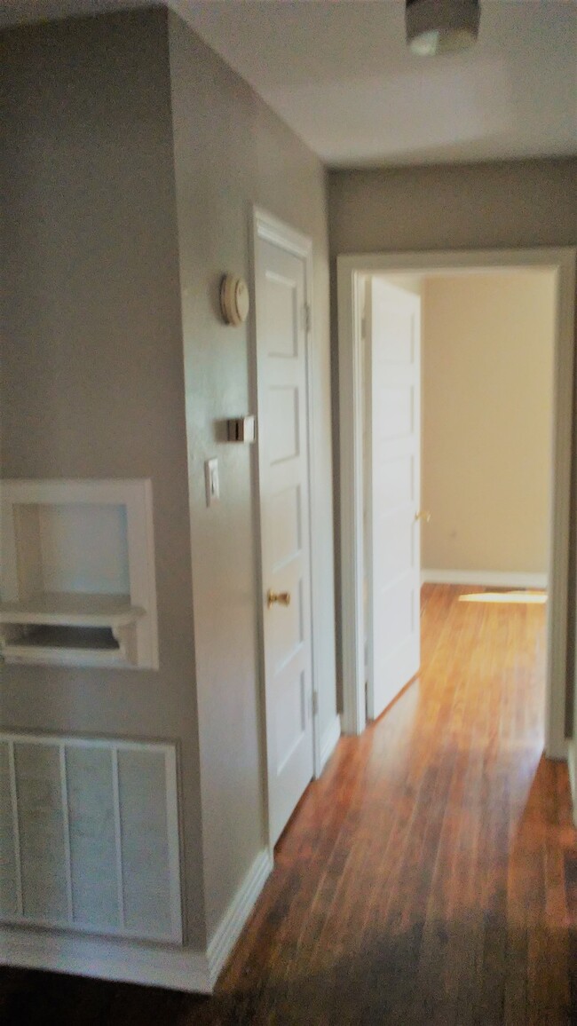 Building Photo - 15585 TX-36