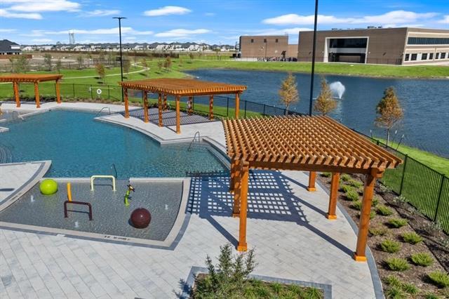 Building Photo - 1709 Willowhurst Ln