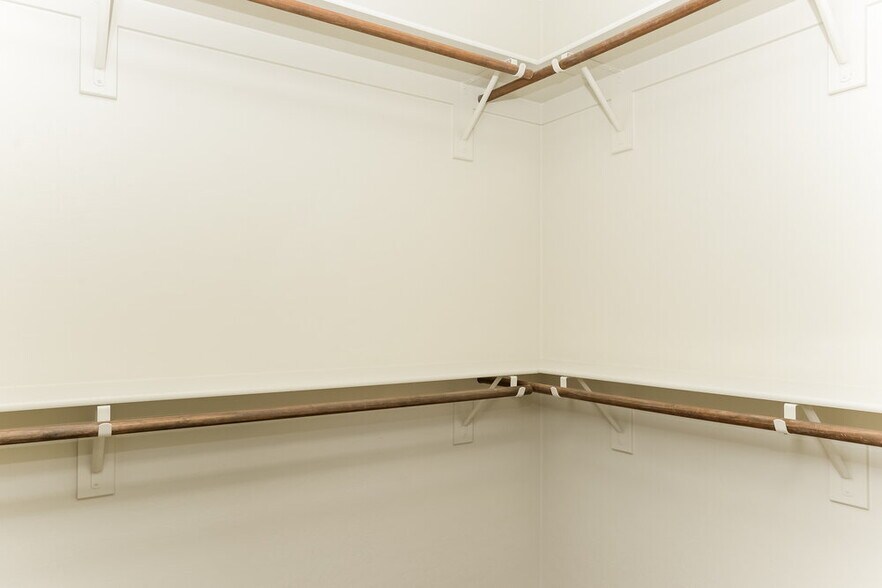 Building Photo - 9025 Refined Ct