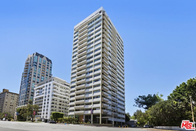 Building Photo - 10701 Wilshire Blvd