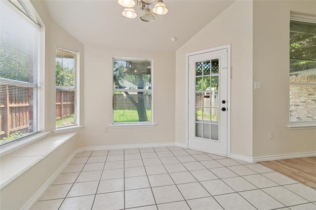 Building Photo - 2218 Jacqueline Dr