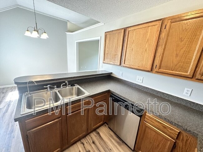 Building Photo - 117 Grimsby Ln
