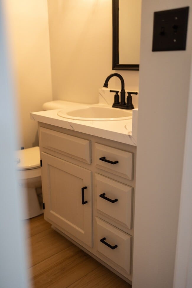 Building Photo - 3130 Bellshire Way