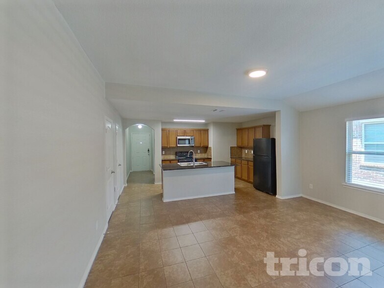 Building Photo - 1062 Churchill Dr
