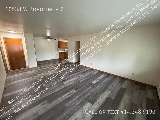 Building Photo - 10538 W Bobolink-7