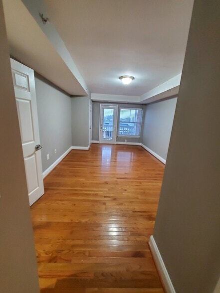 Building Photo - 2603 Douglass Pl SE