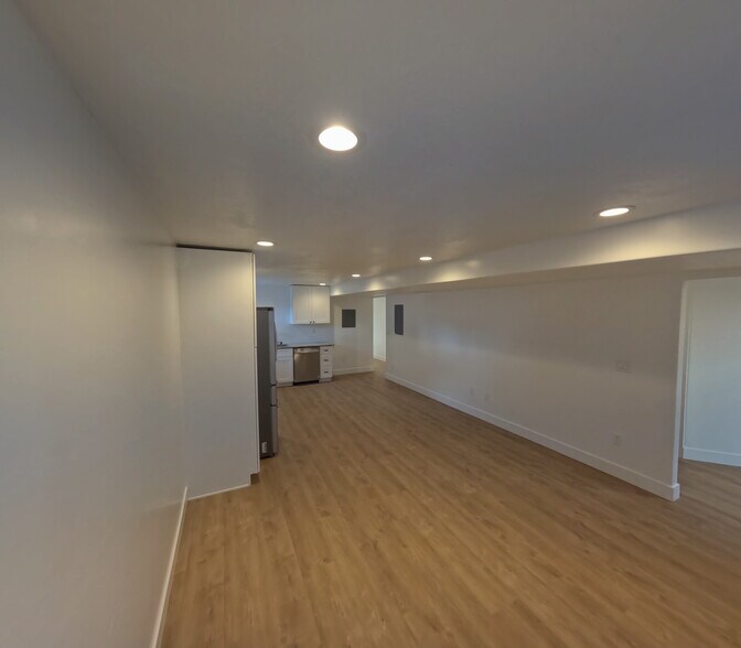 Building Photo - 2906 S 1550 W