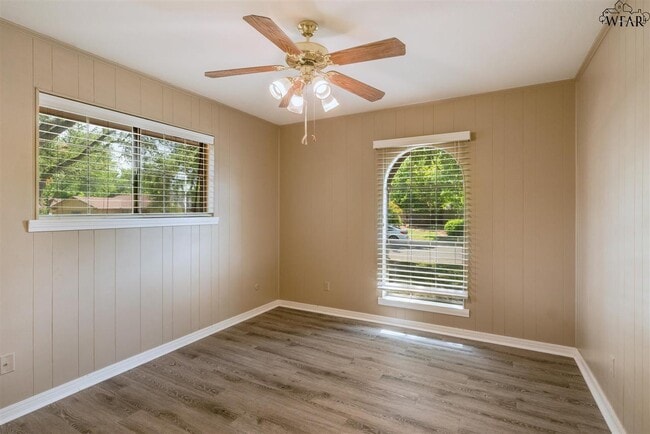Building Photo - 4301 Shady Ln