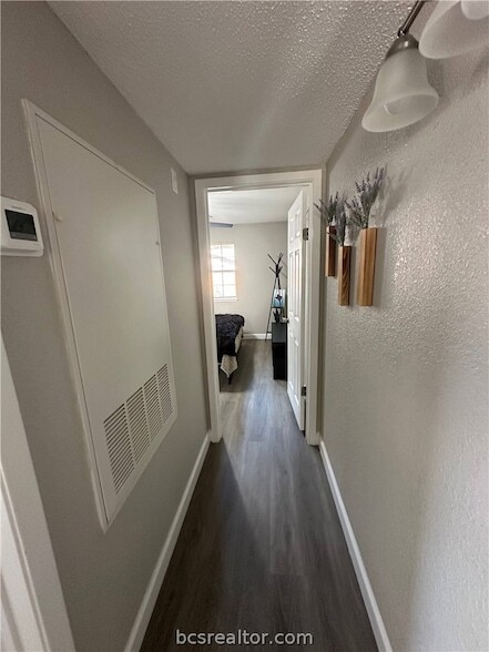 Building Photo - 1222 Georgia St