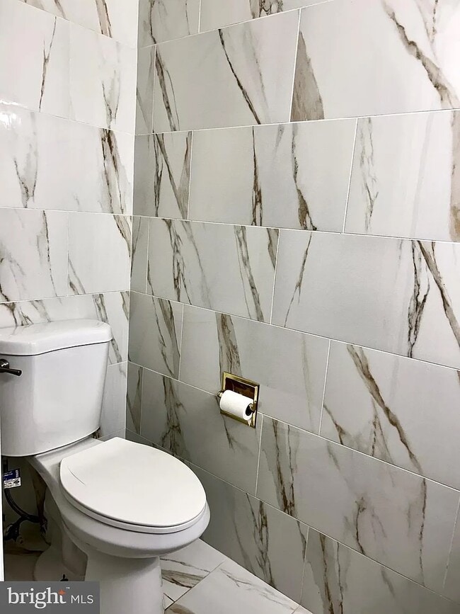 Building Photo - 358 Stonehedge Ln