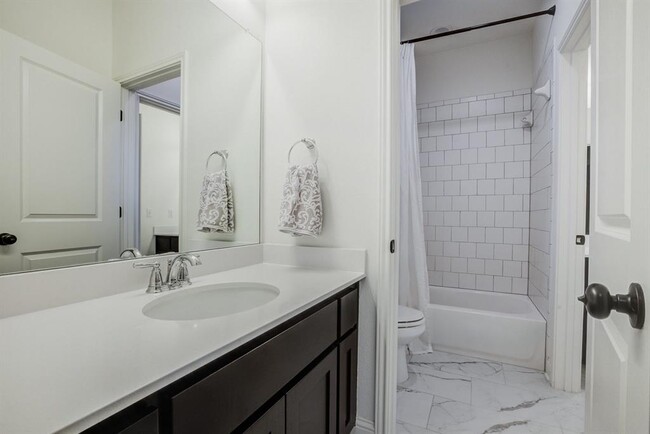 Building Photo - 4808 Globe Mallow Dr