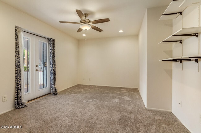 Building Photo - 1829 W Orchid Ln