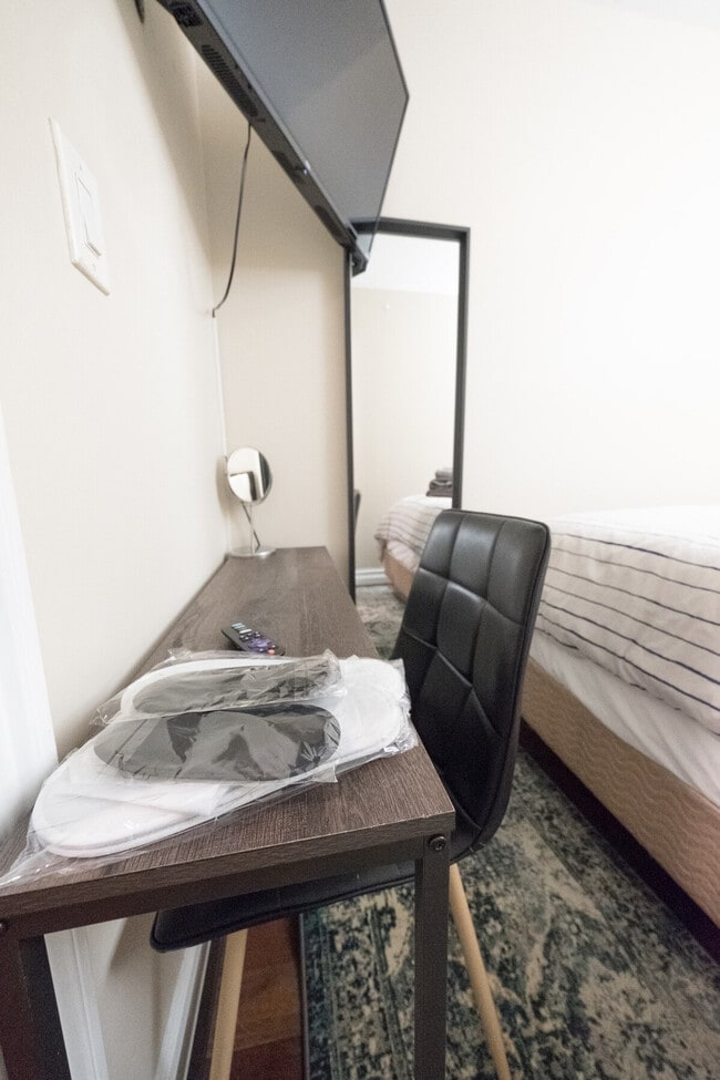 Building Photo - 65 W 107th St