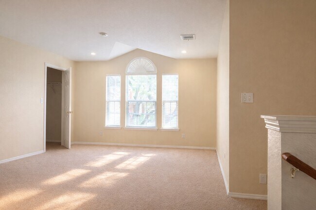 Building Photo - 169 Red Hawk Ridge