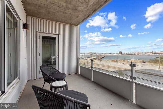 Building Photo - 1200 Steuart St