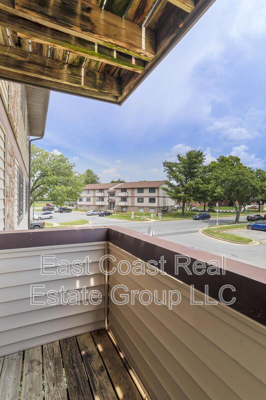 Building Photo - 993 Heather Ridge Dr
