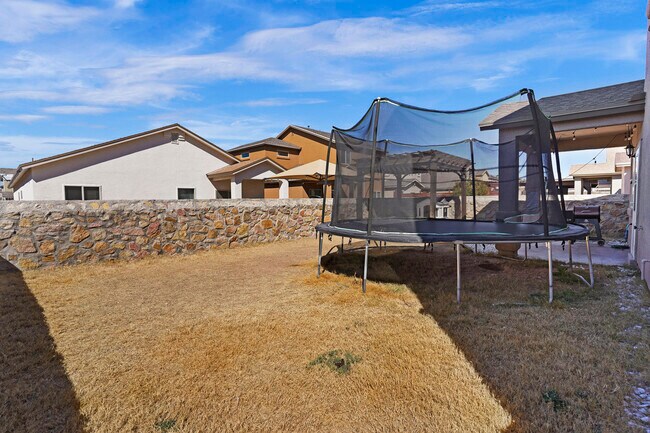 Building Photo - 3873 Loma Cortez Dr