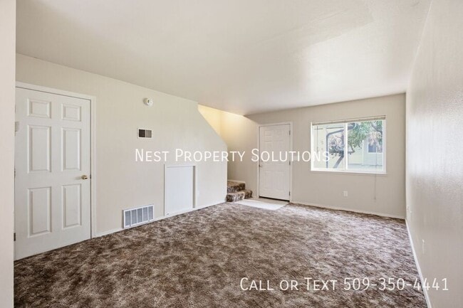 Building Photo - 1824 W Crouse St