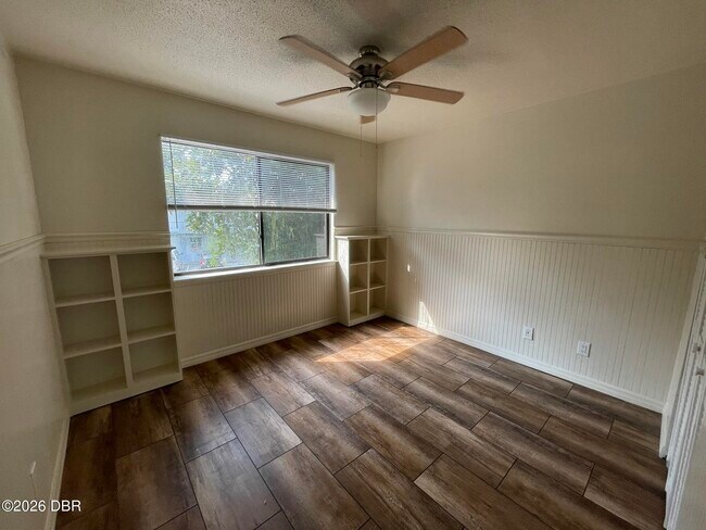 Building Photo - 1 Fair Oaks Cir