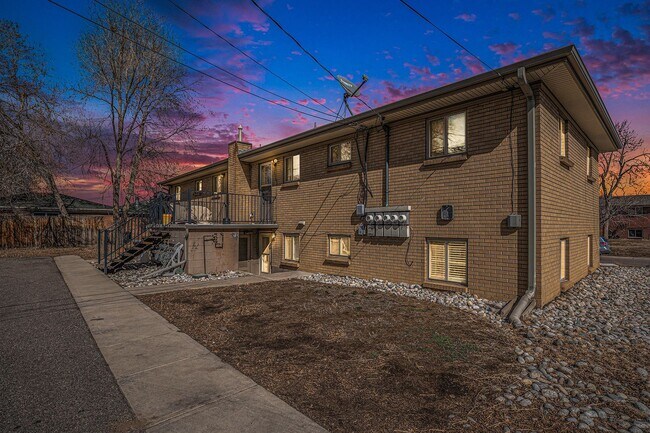 Building Photo - 4515 Flower St