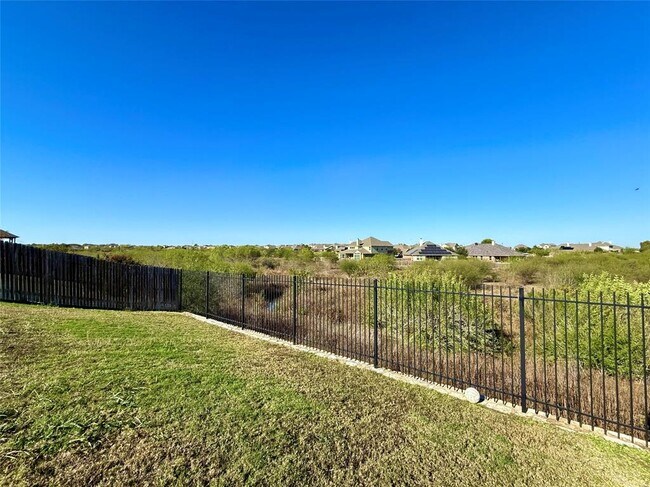 Building Photo - 7616 Leitrim Wy