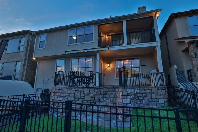 Building Photo - 12336 Pebble View Dr