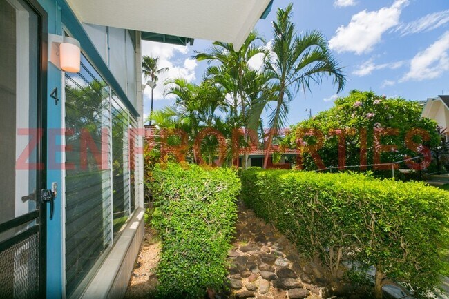 Building Photo - 1379 Hunakai St