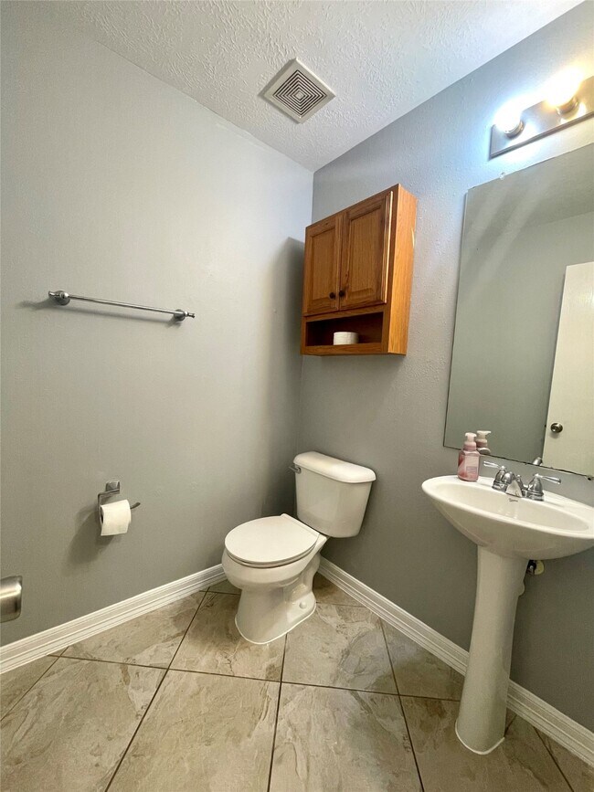 Building Photo - 19314 Cypress Peak Ln