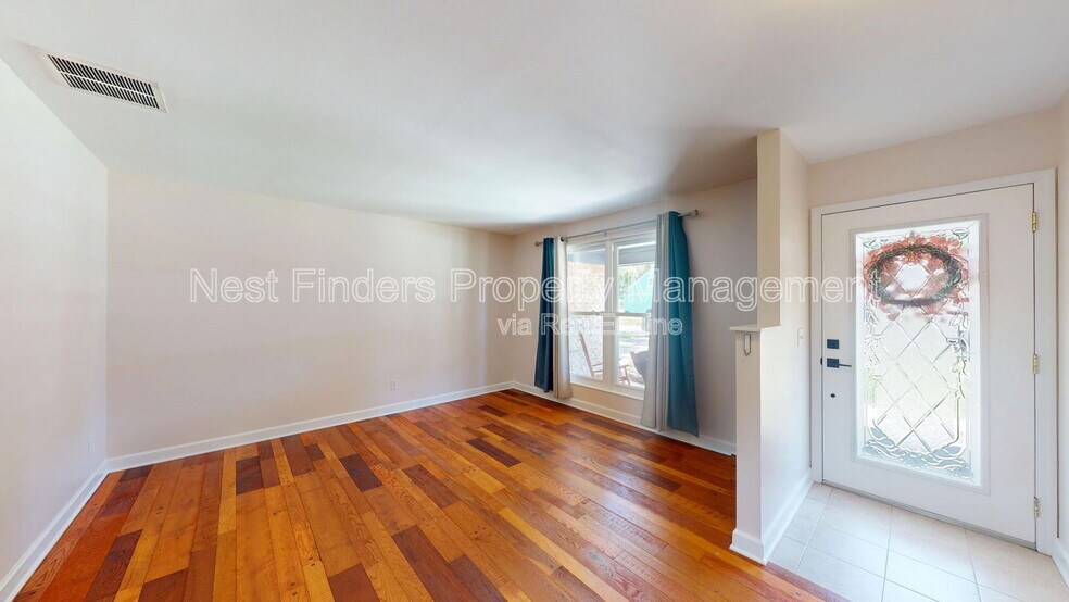 Building Photo - 3734 B Ward St